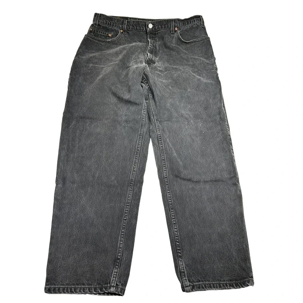Vintage Levis 560 Loose Fit Jeans Men 38x30 (actual 38x29) Black Paint Splatter